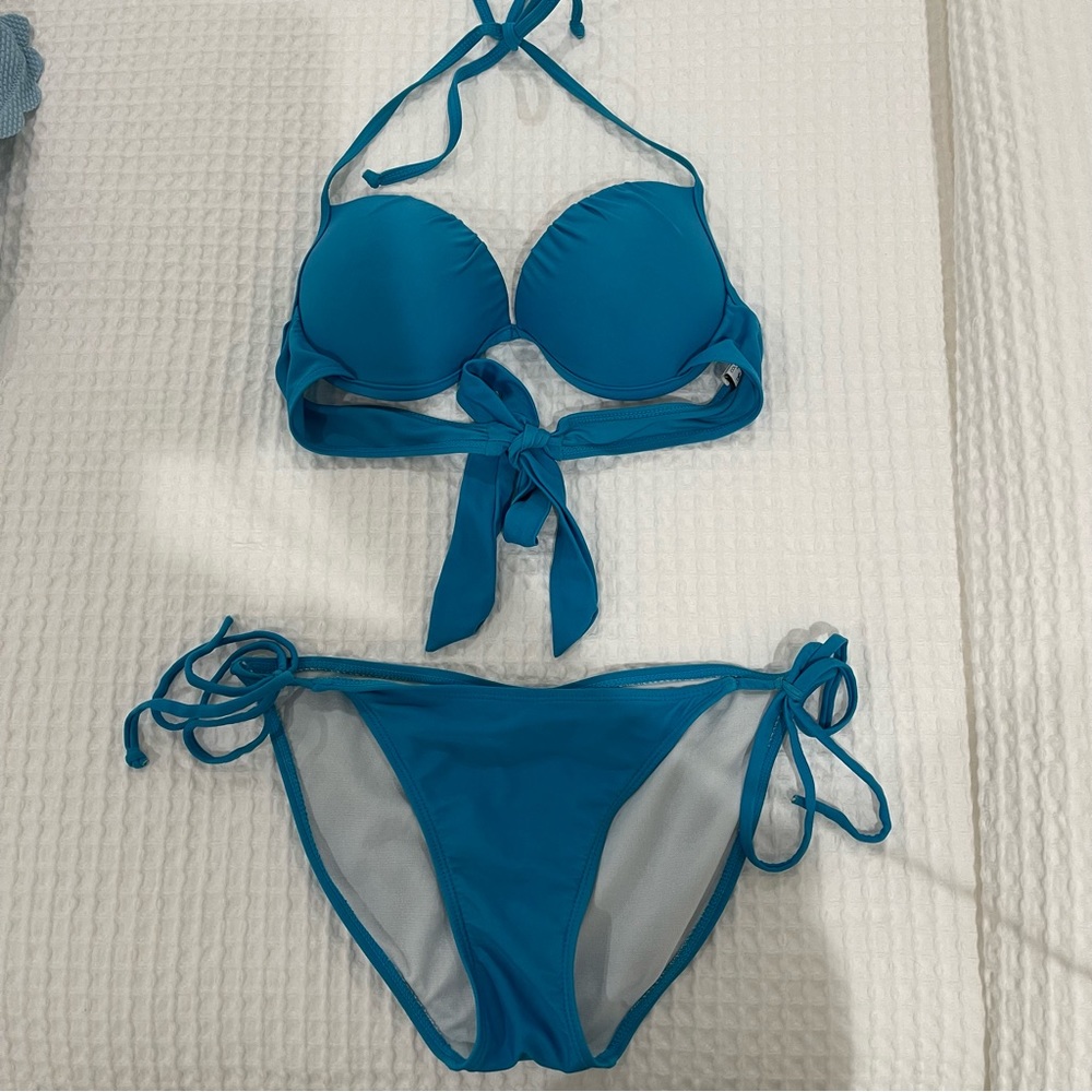 Blue bikini